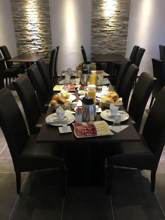 Hotel Restaurant Ayhan โบร์กดอร์ฟ ภายนอก รูปภาพ
